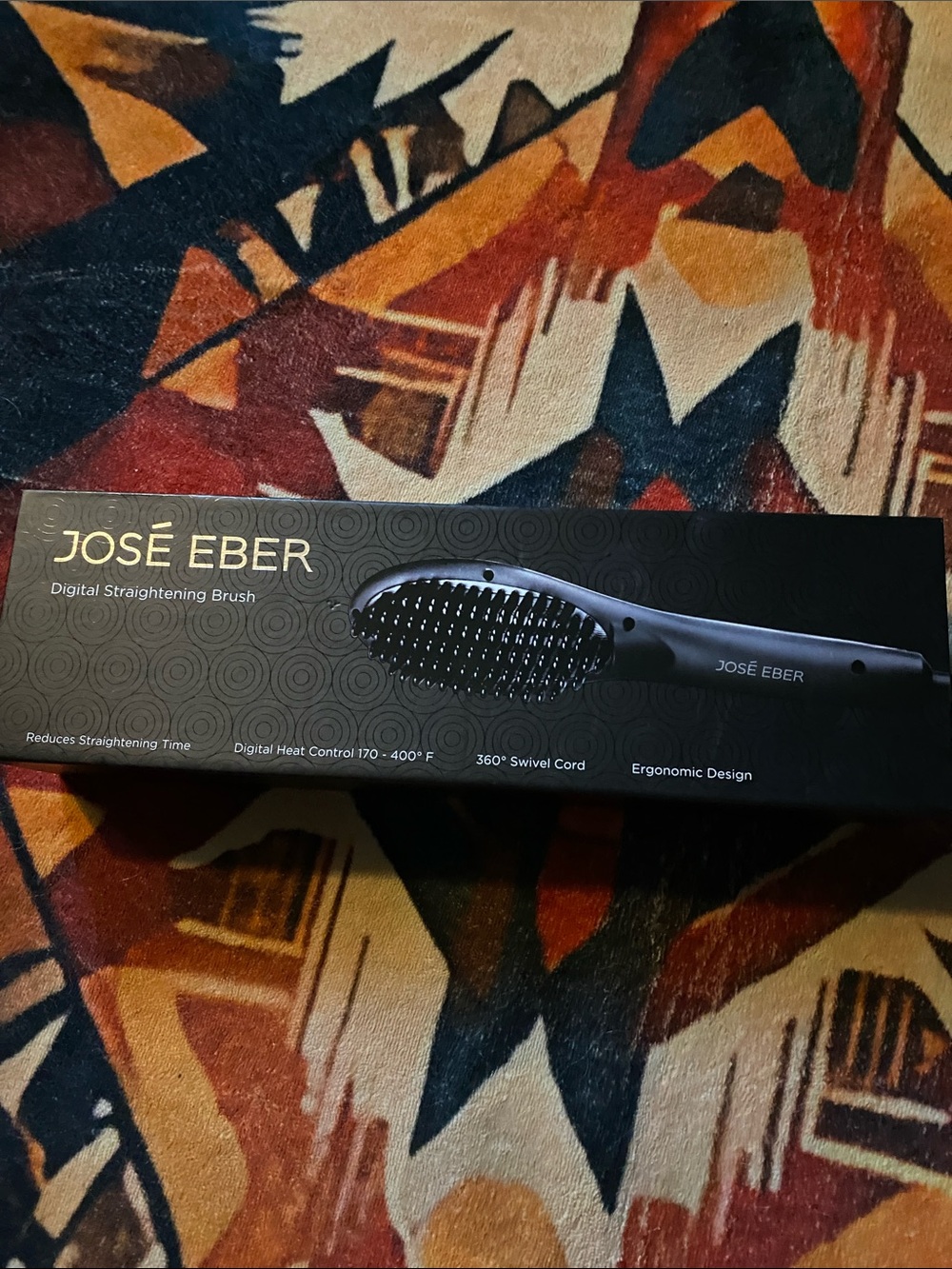 José Eber Black Digital Straightening Brush for Women